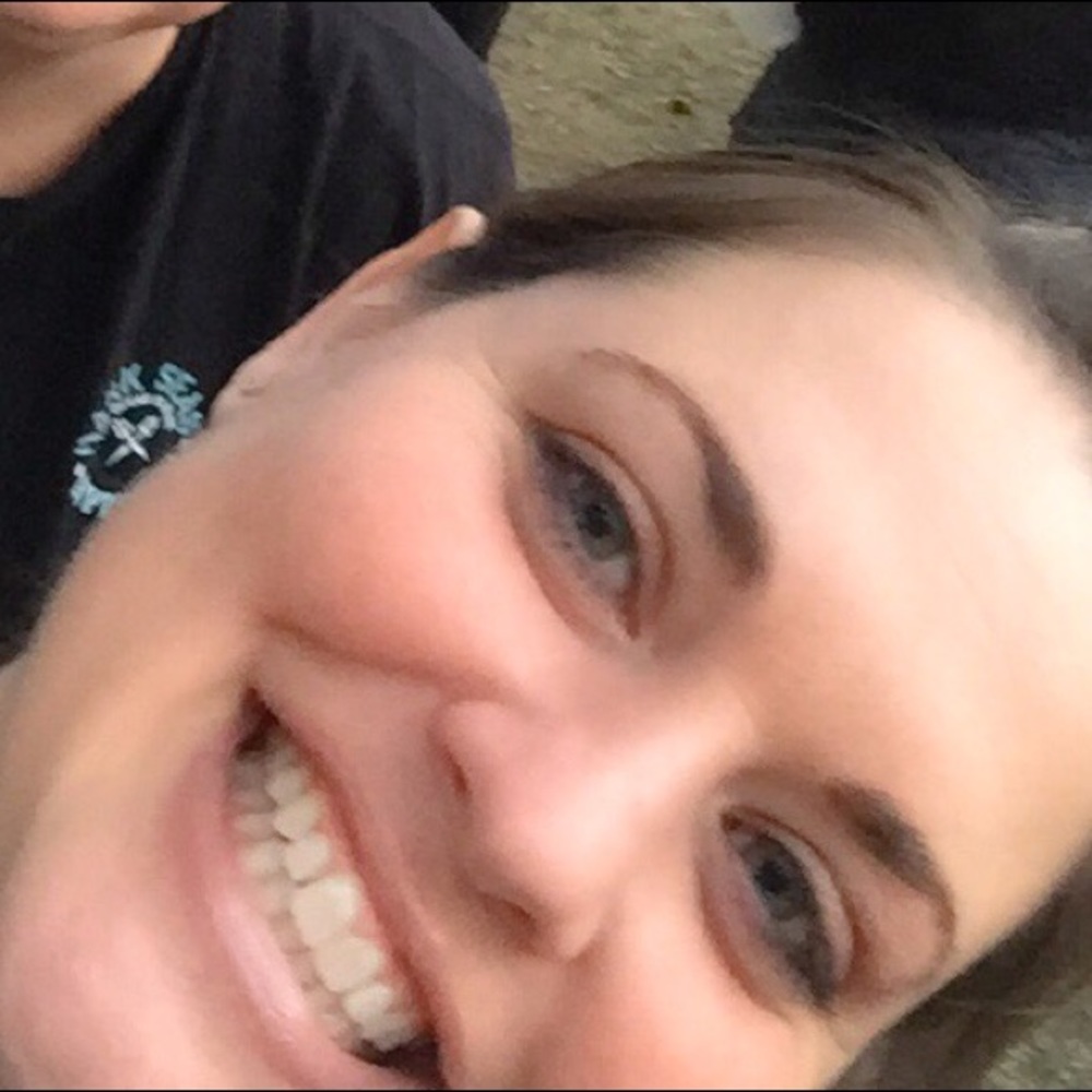 Meet your Posher, Sabrina